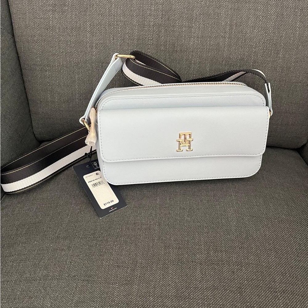 Tommy Hilfiger cross body purse